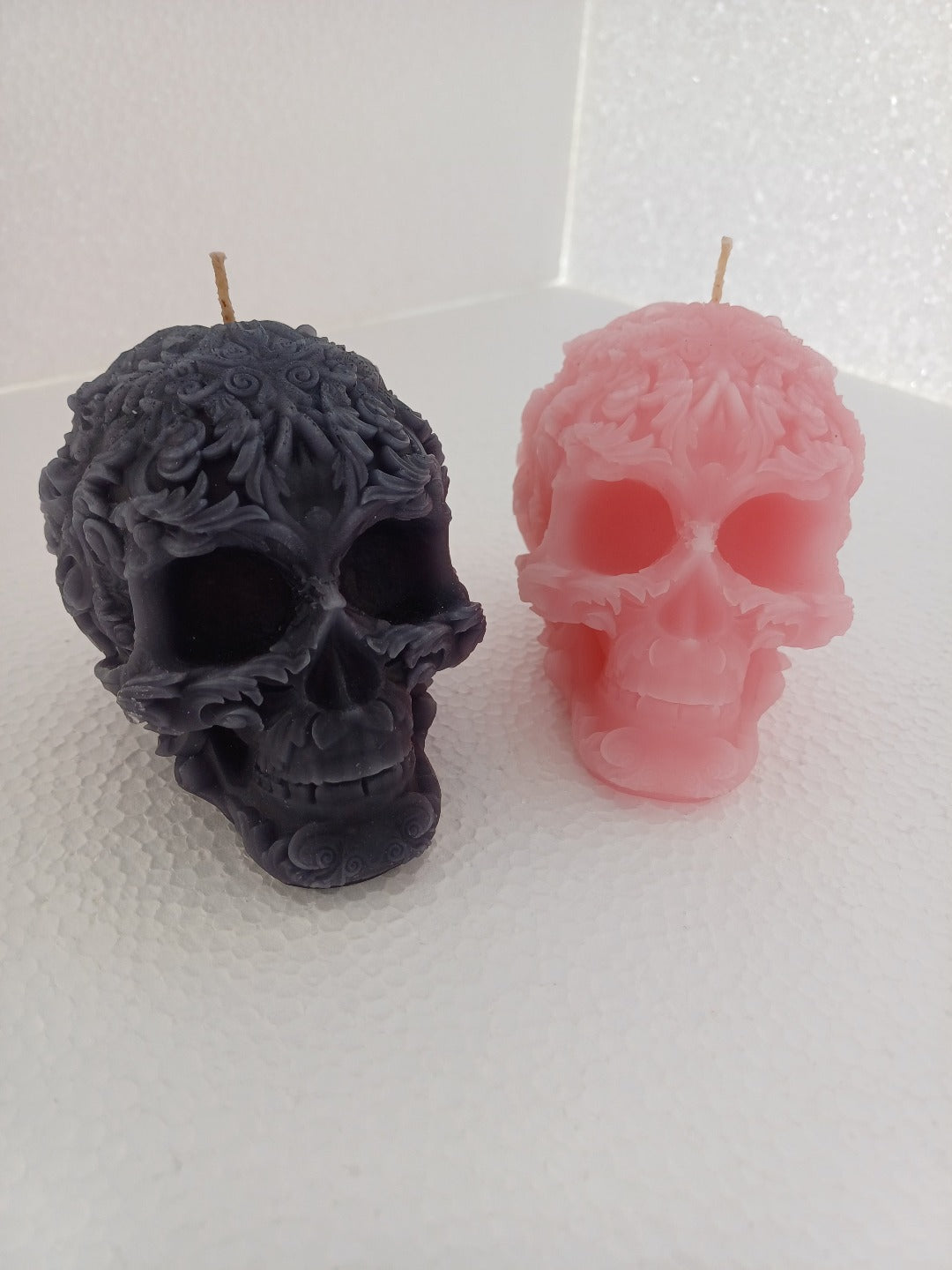 Flower detail skull candles - scented