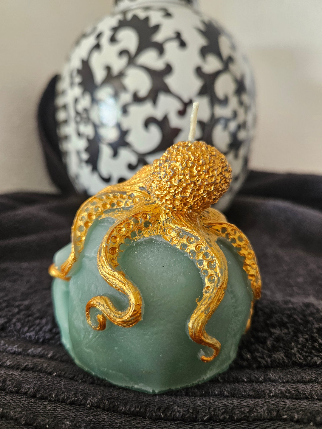 Octopus skull candles