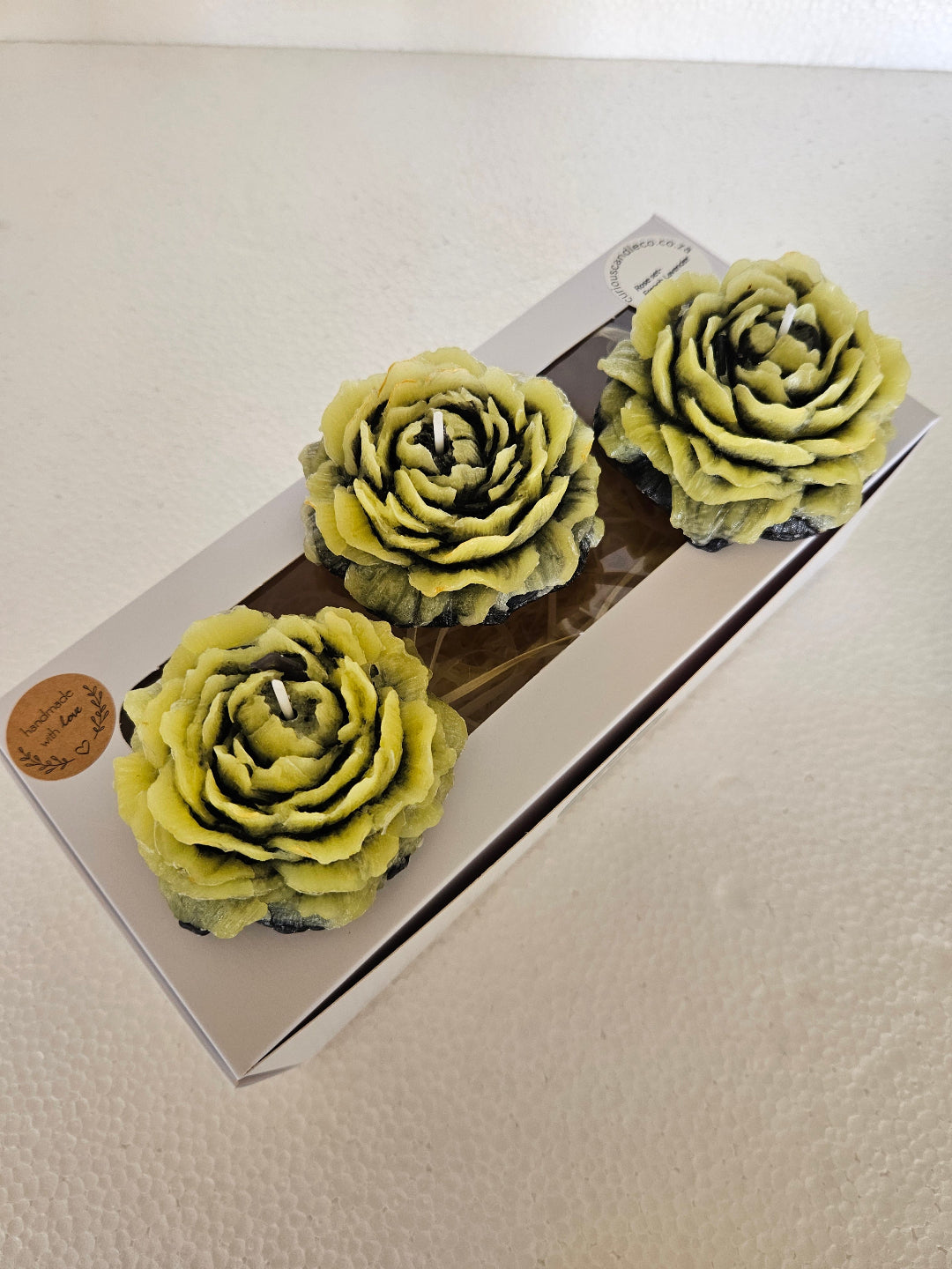 Multi-coloured Rose sets (3 piece)